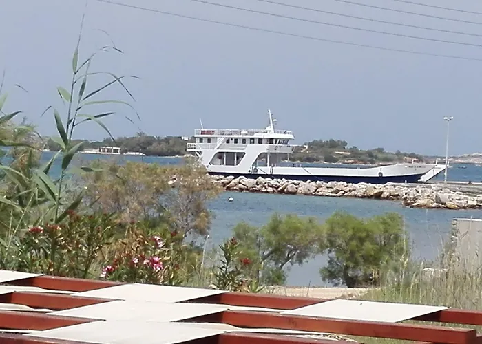 Remvi Studios Aparthotel 3*