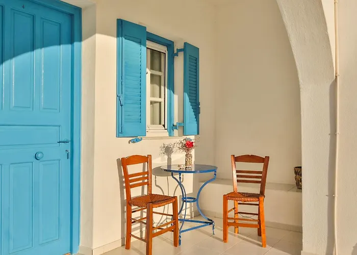 Remvi Studios 3* Pounda